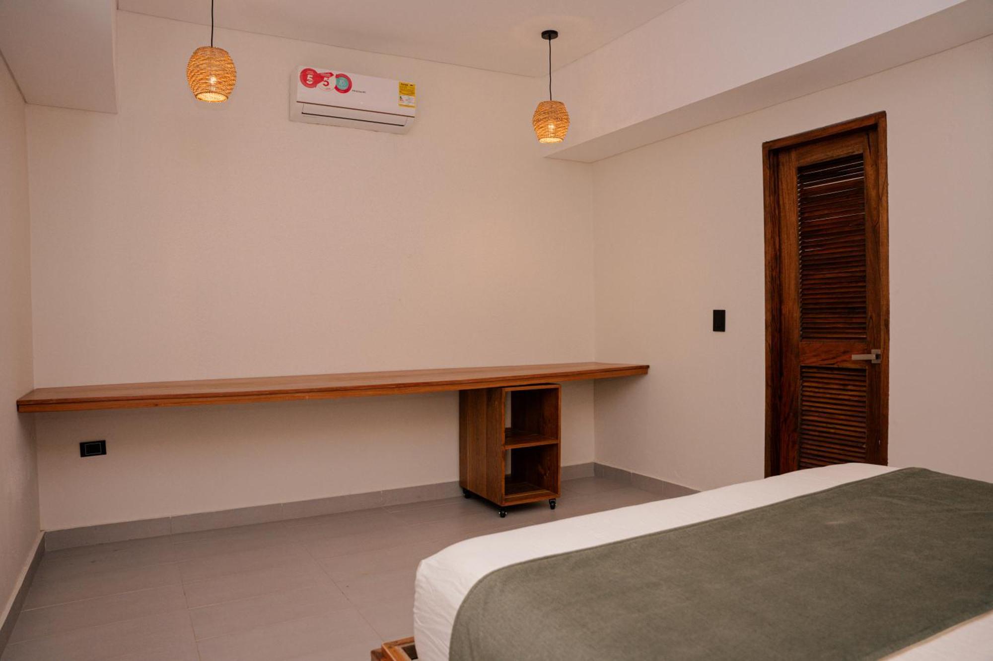 Hukumeizi Palomino Room photo